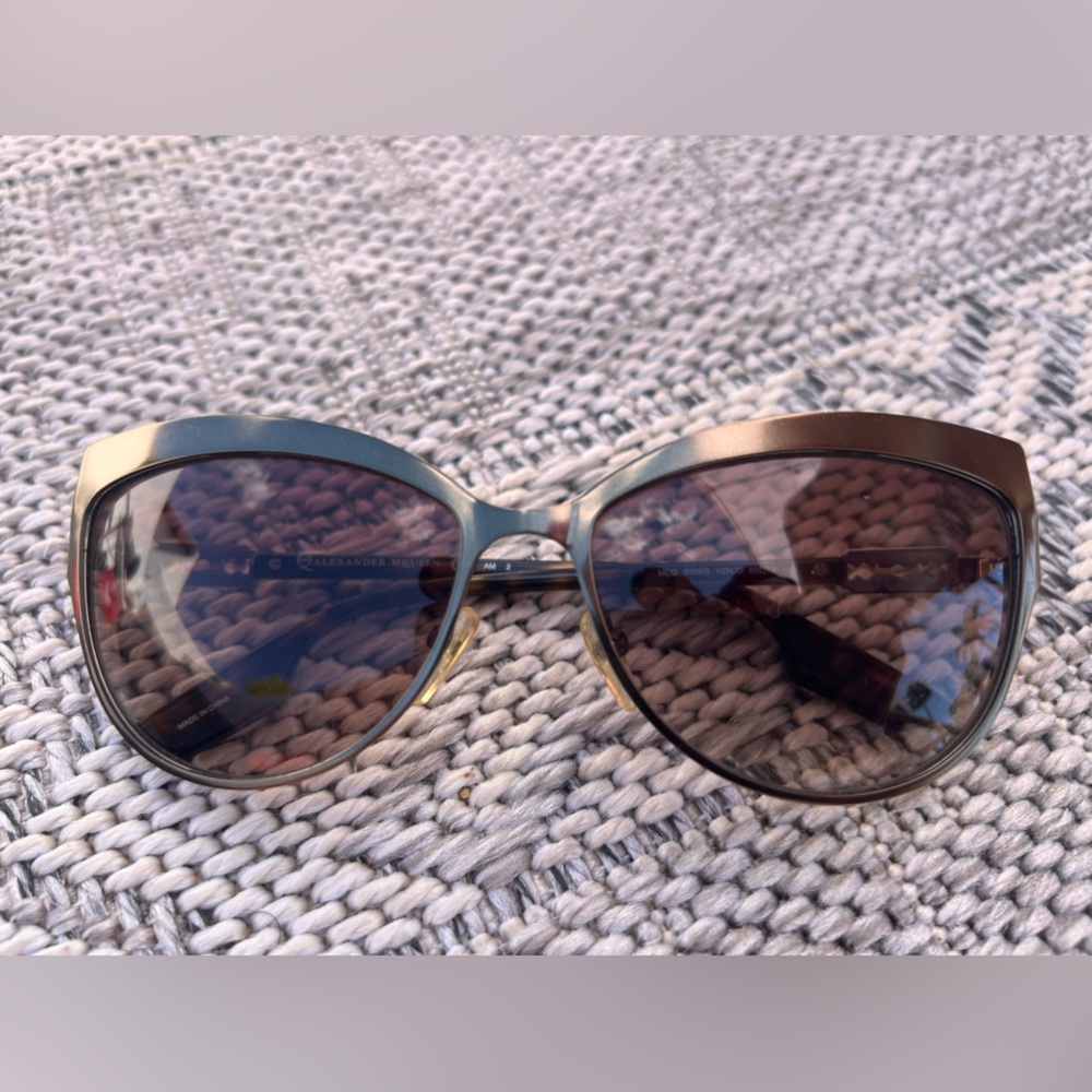 MCQ by Alexander Mcqueen- cat eye Blade Sunglasses Metallic Brown